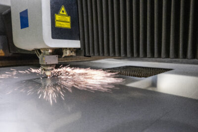 Henke Blechbearbeitung Laserschneiden
